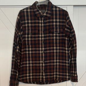 Slate & Stone Plaid Button-Up Shirt